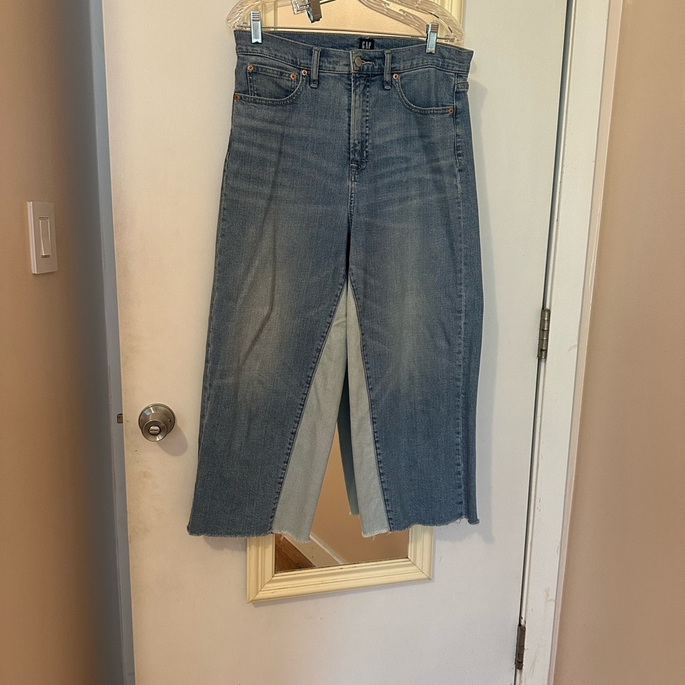 Gap Two-Tone High-Rise Wide-Leg Ankle cropped wide-leg jeans size 10/30